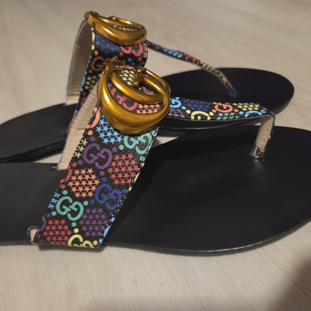 Gucci Multicolor GG Logo Thong Sandals